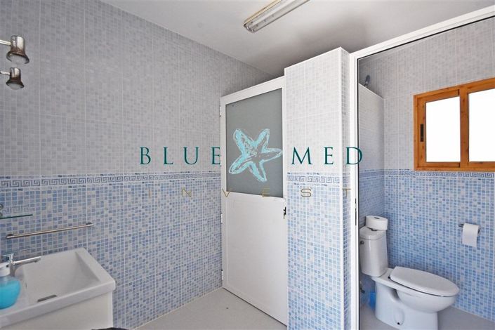 Image No.9-5 Bed Villa for sale