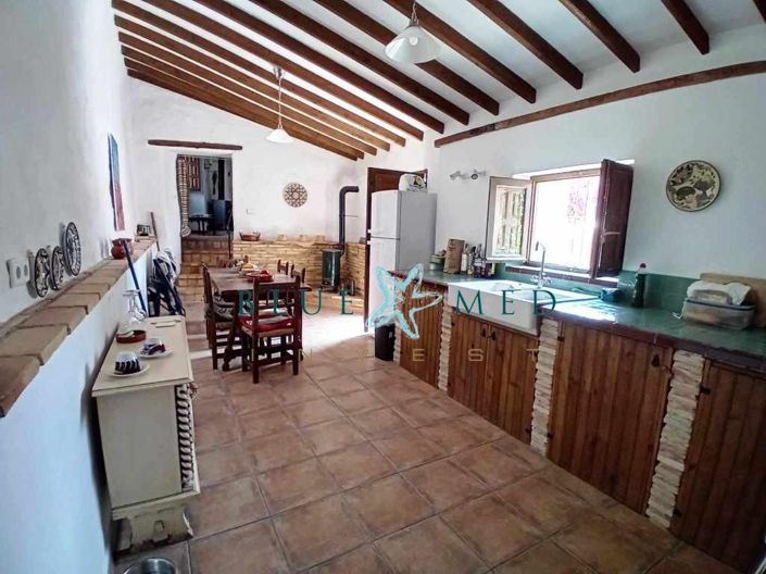 Image No.22-6 Bed Country House for sale