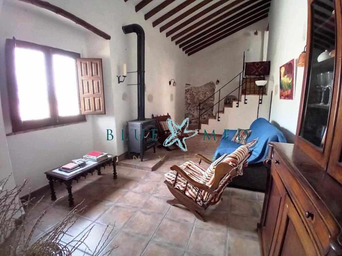 Image No.25-6 Bed Country House for sale