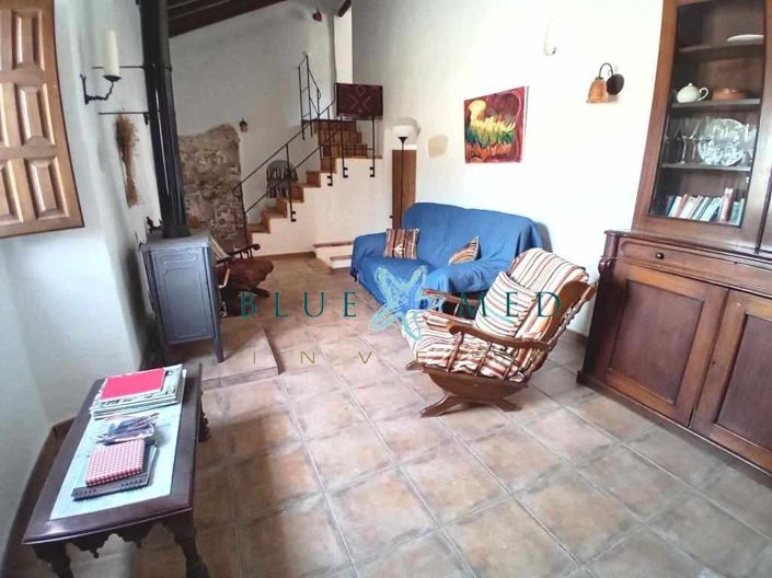 Image No.26-6 Bed Country House for sale