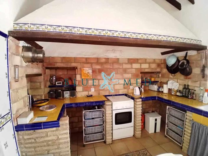 Image No.4-6 Bed Country House for sale