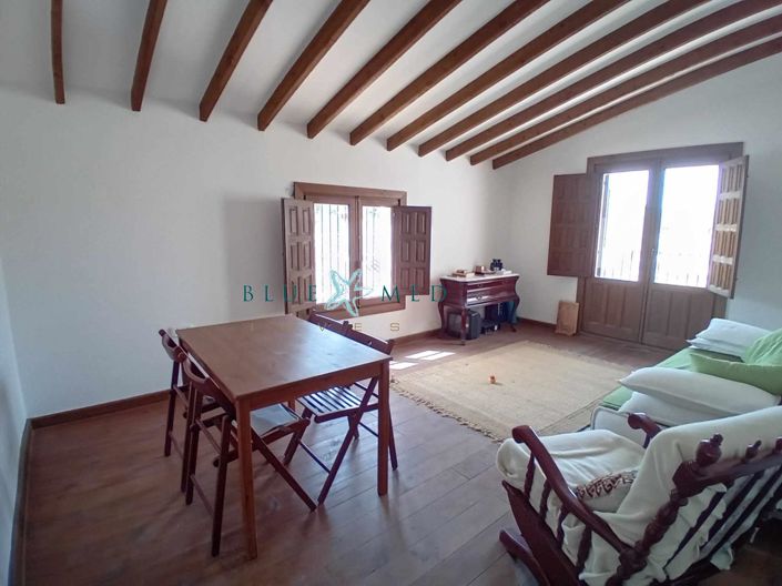 Image No.44-6 Bed Country House for sale