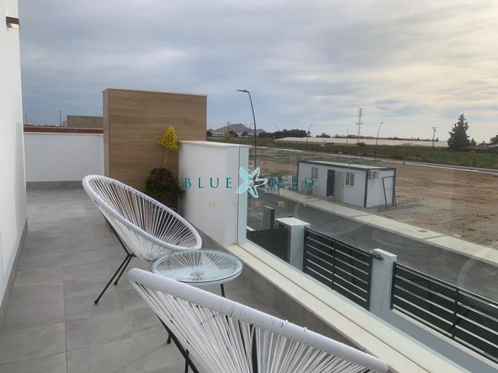 Image No.22-Villa de 2 chambres à vendre à Roldan