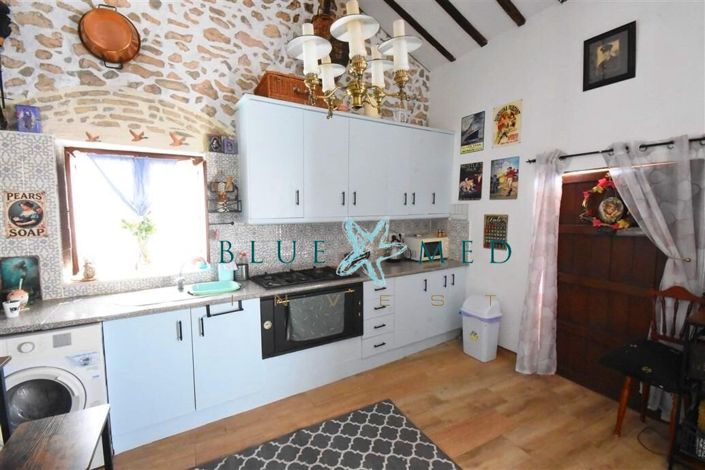 Image No.12-2 Bed Villa for sale