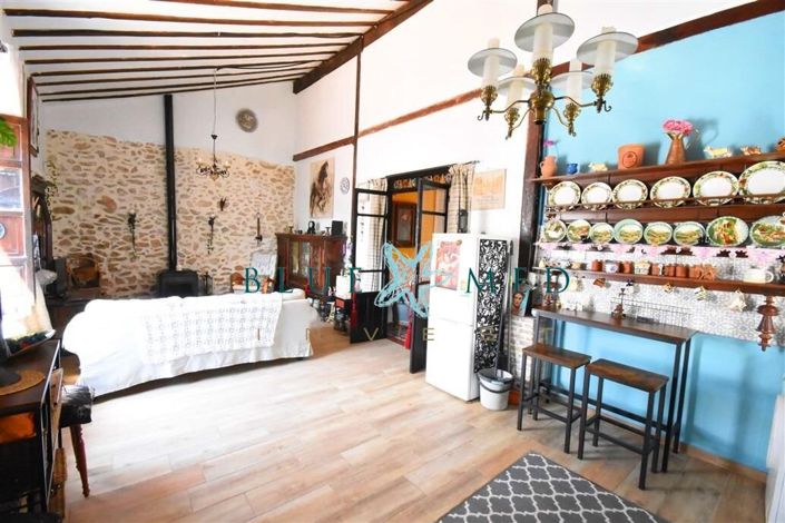 Image No.16-2 Bed Villa for sale