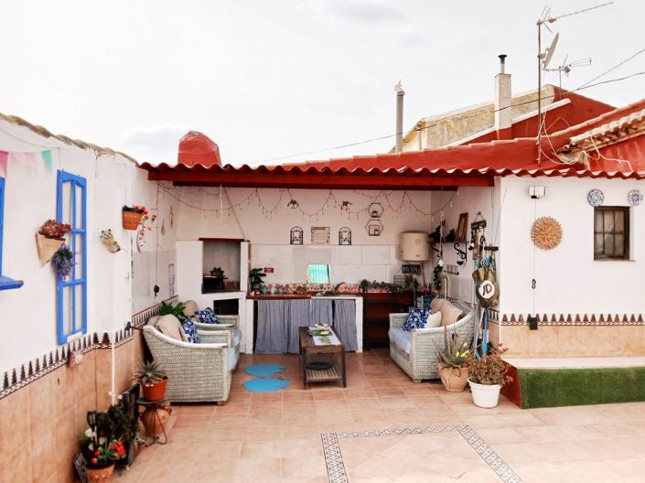 Image No.30-2 Bed Villa for sale