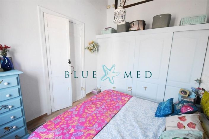 Image No.4-2 Bed Villa for sale