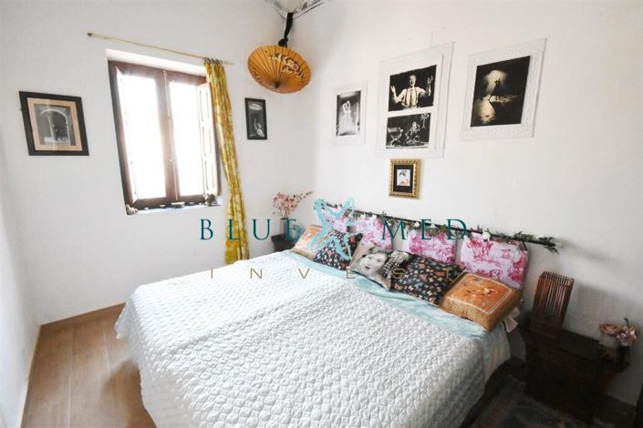 Image No.6-2 Bed Villa for sale