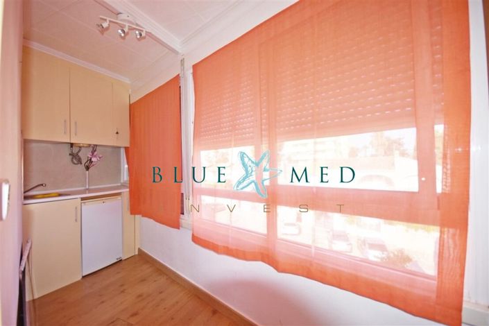 Image No.11-3 Bed Flat for sale