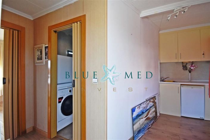 Image No.12-3 Bed Flat for sale