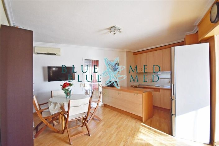Image No.21-3 Bed Flat for sale