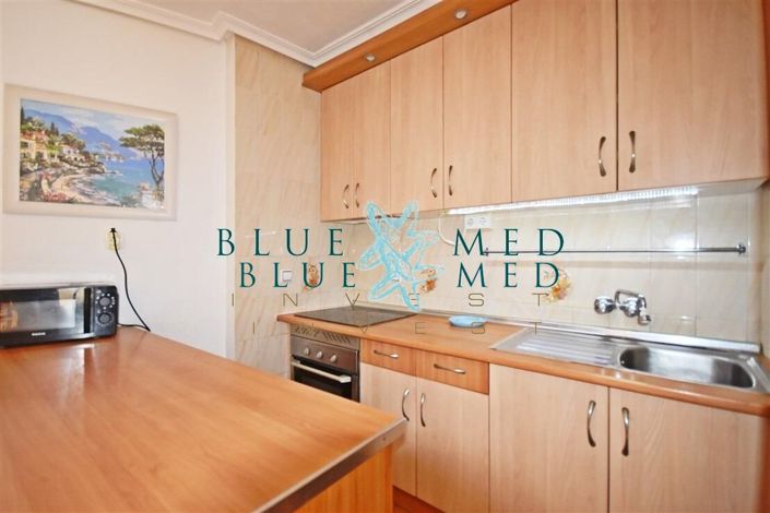 Image No.27-3 Bed Flat for sale