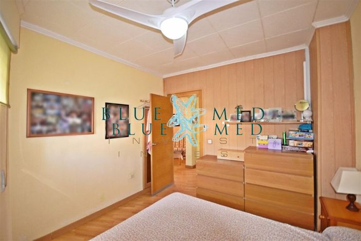 Image No.29-3 Bed Flat for sale