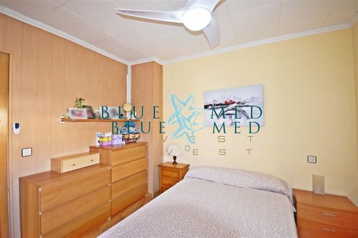 Image No.30-3 Bed Flat for sale