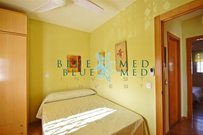Image No.33-3 Bed Flat for sale