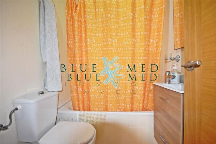 Image No.35-3 Bed Flat for sale