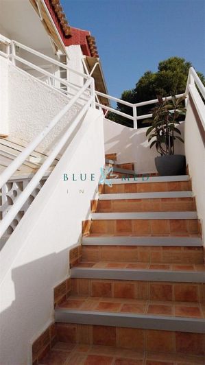 Image No.36-3 Bed Flat for sale