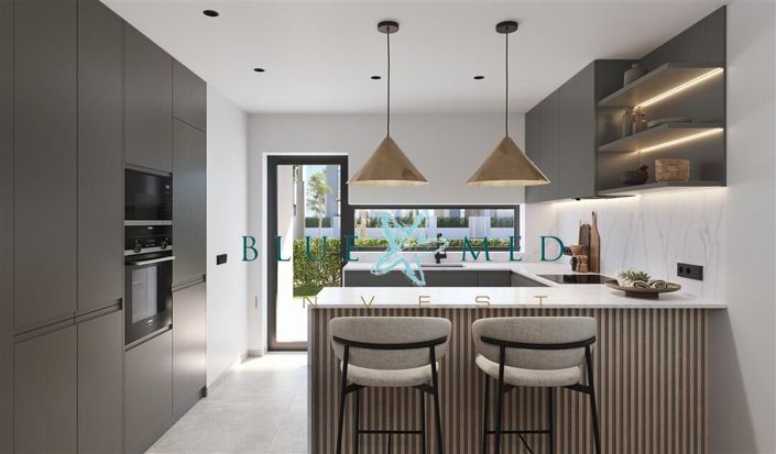 Image No.24-3 Bed Apartment for sale