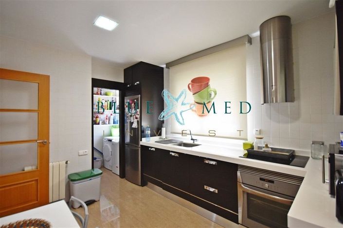 Image No.12-4 Bed Villa for sale