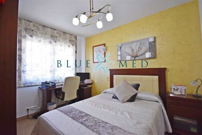 Image No.15-4 Bed Villa for sale