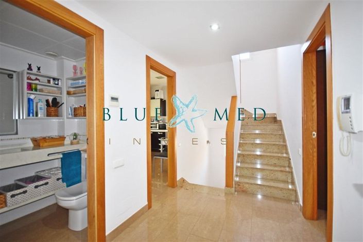 Image No.20-4 Bed Villa for sale