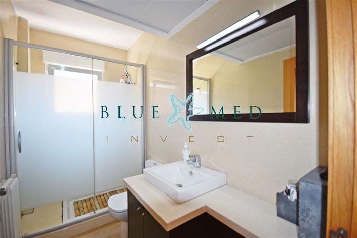 Image No.30-4 Bed Villa for sale