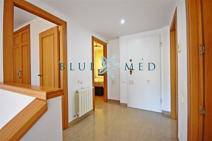 Image No.32-4 Bed Villa for sale