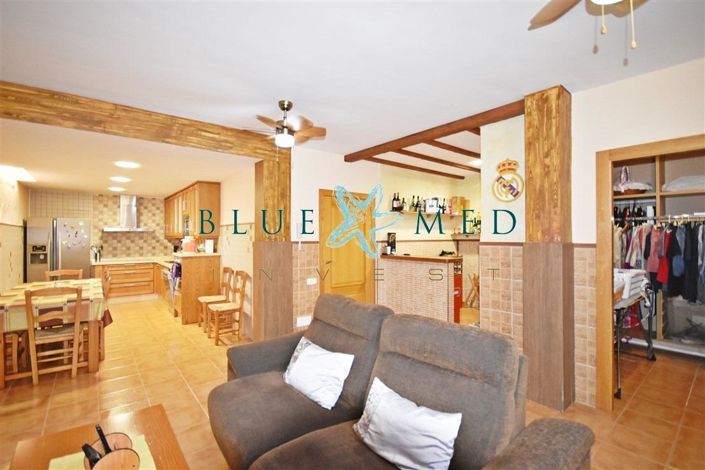 Image No.34-4 Bed Villa for sale