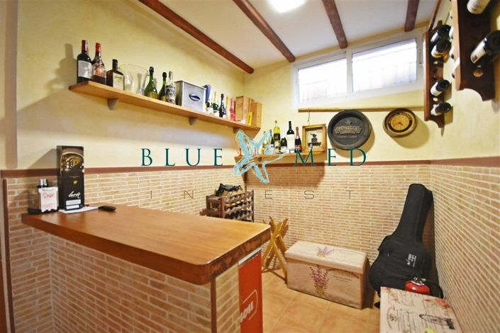 Image No.38-4 Bed Villa for sale