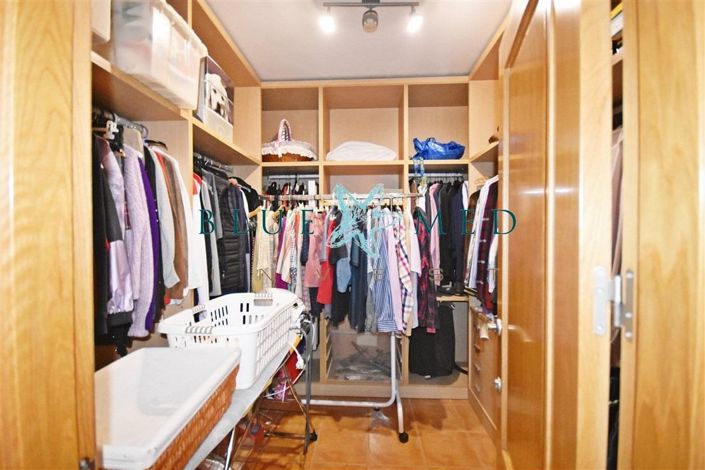 Image No.40-4 Bed Villa for sale