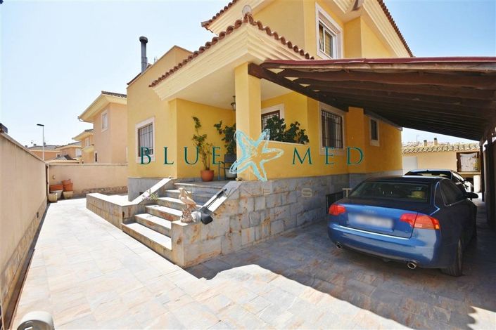Image No.5-4 Bed Villa for sale