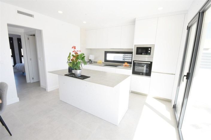 Image No.6-2 Bed Apartment for sale