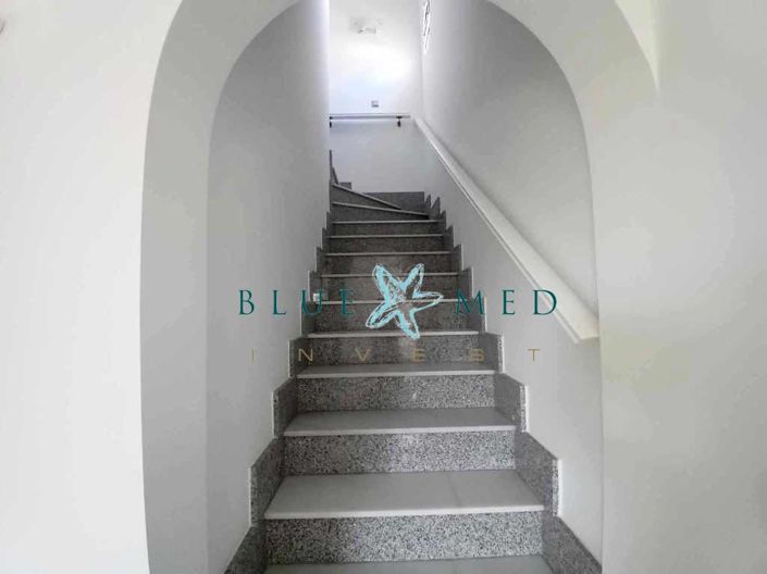 Image No.19-3 Bed Villa for sale