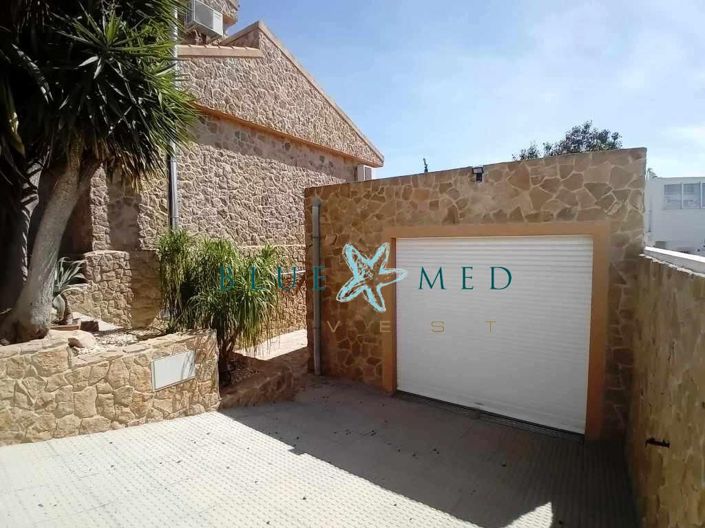 Image No.37-3 Bed Villa for sale