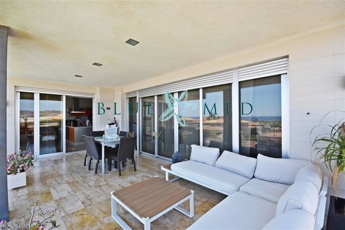 Image No.12-6 Bed Villa for sale