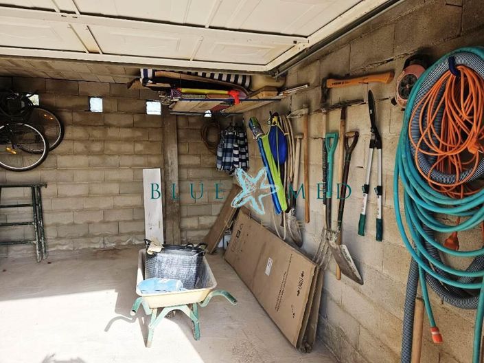 Image No.21-3 Bed Country House for sale