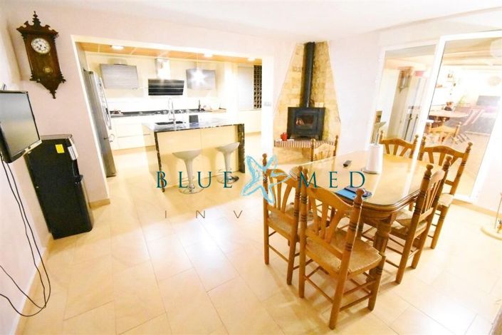 Image No.12-5 Bed Country House for sale