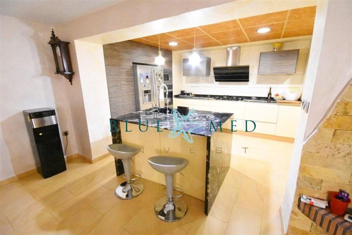 Image No.13-5 Bed Country House for sale