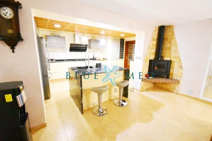 Image No.15-5 Bed Country House for sale