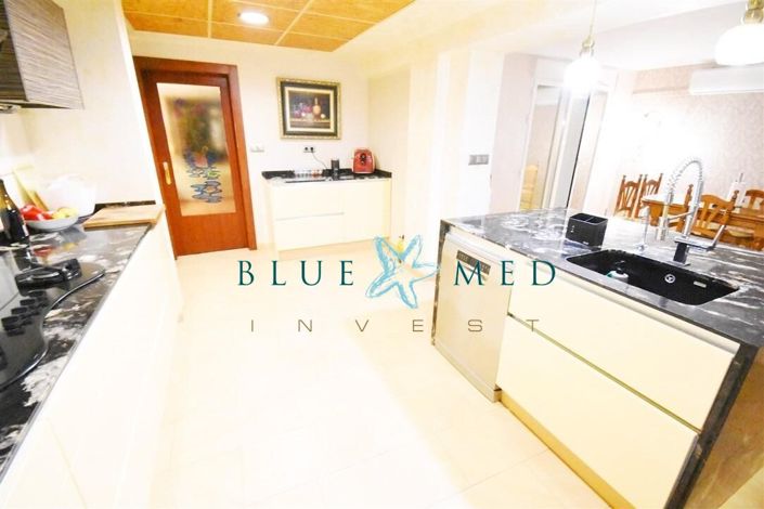 Image No.18-5 Bed Country House for sale