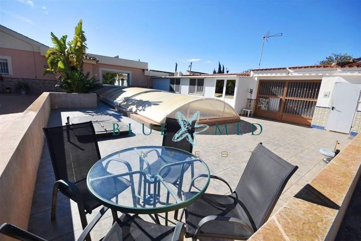 Image No.2-5 Bed Country House for sale