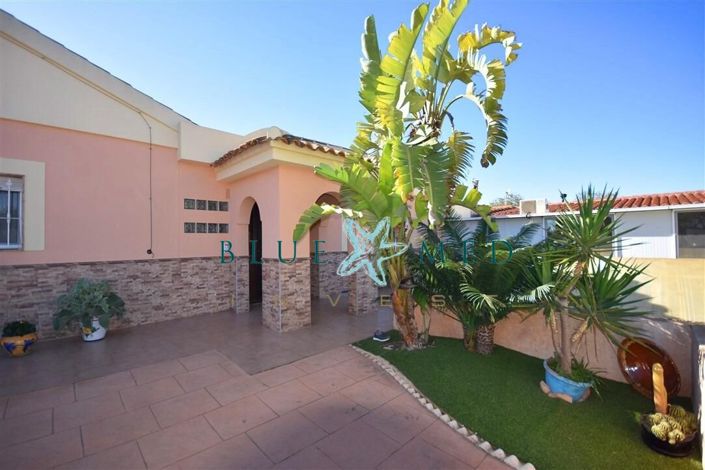 Image No.4-5 Bed Country House for sale