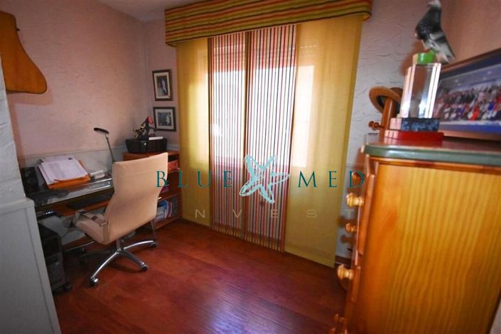 Image No.40-5 Bed Country House for sale