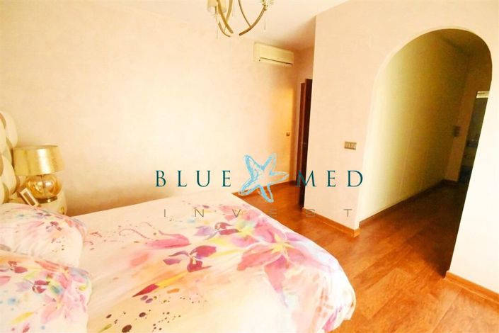 Image No.49-5 Bed Country House for sale