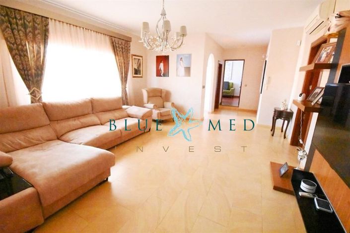 Image No.7-5 Bed Country House for sale