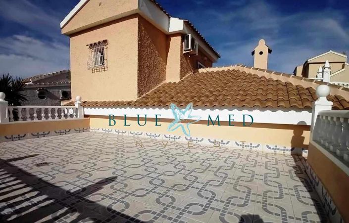 Image No.43-3 Bed Villa for sale