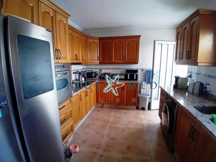 Image No.10-3 Bed Villa for sale