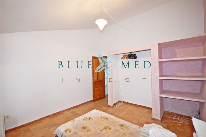 Image No.22-3 Bed Country House for sale