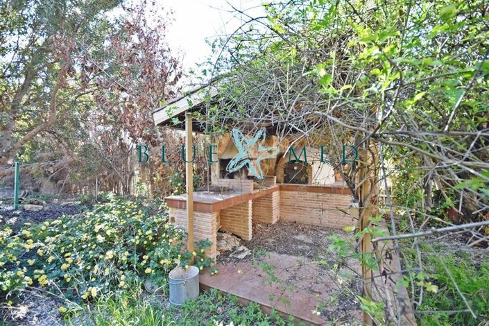 Image No.25-3 Bed Country House for sale