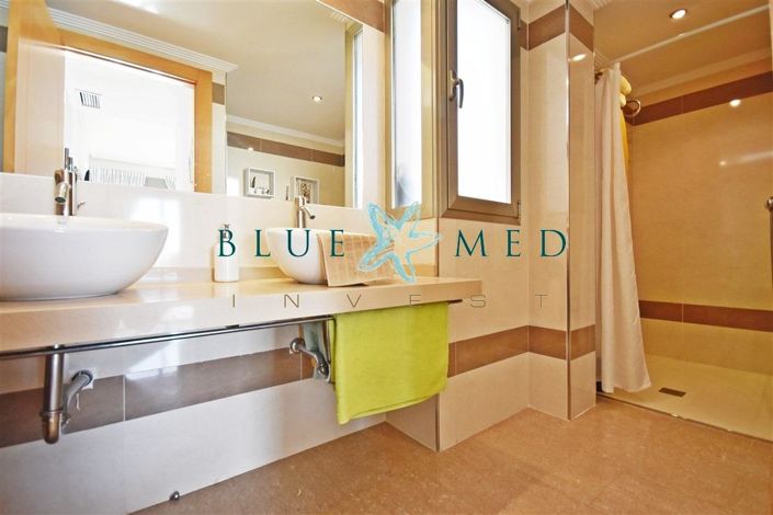 Image No.20-3 Bed Penthouse for sale